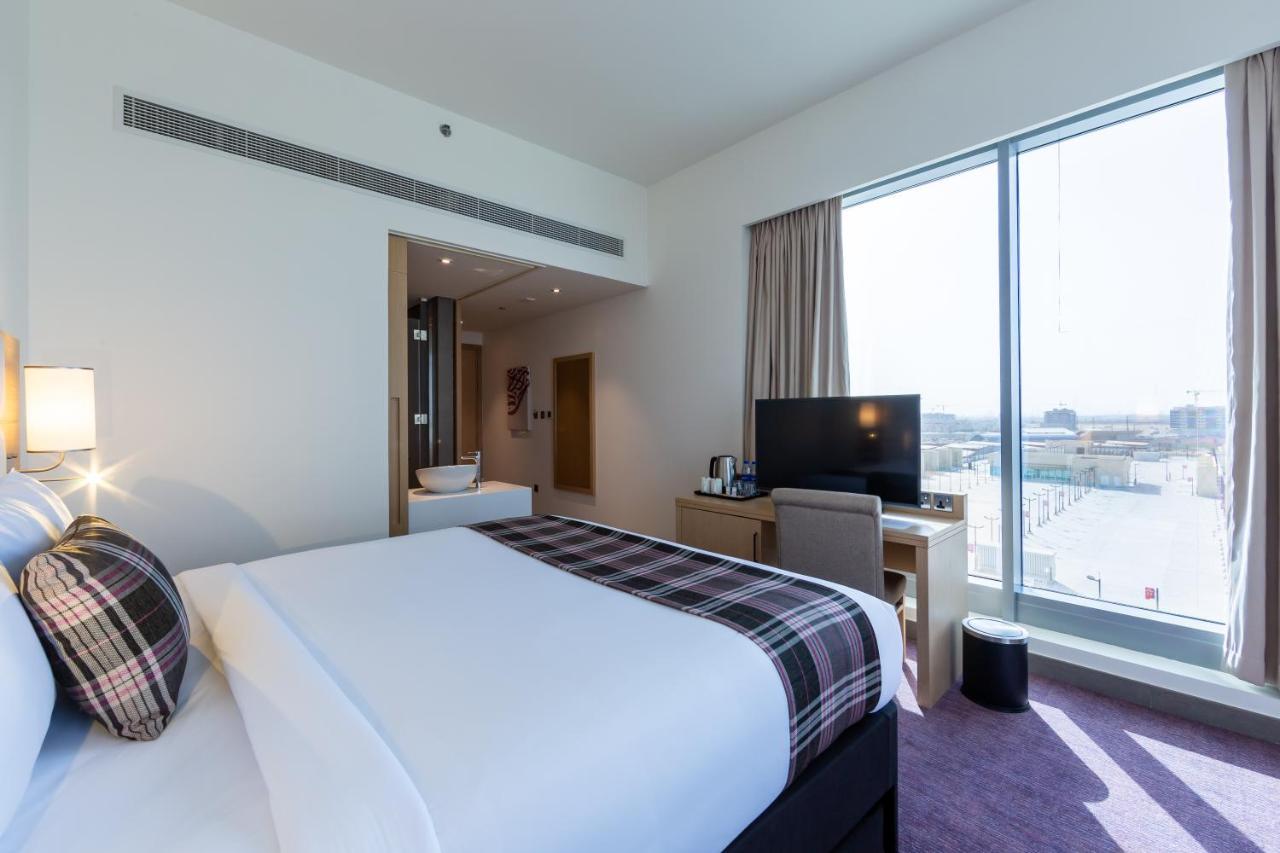 Premier Inn Dubai Dragon Mart מראה חיצוני תמונה